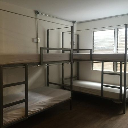 The Hub District Hostel And Dorm San Pedro Makati Eksteriør billede