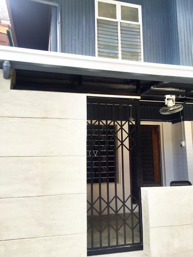 The Hub District Hostel And Dorm San Pedro Makati Eksteriør billede